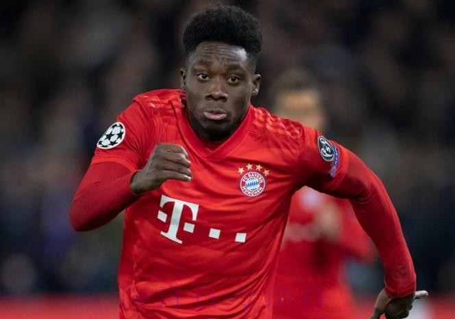 拜仁对续约戴维斯不乐观 皇马只以低廉价格签他 拜仁对续约戴维斯不乐观 皇马只以低廉价格签他